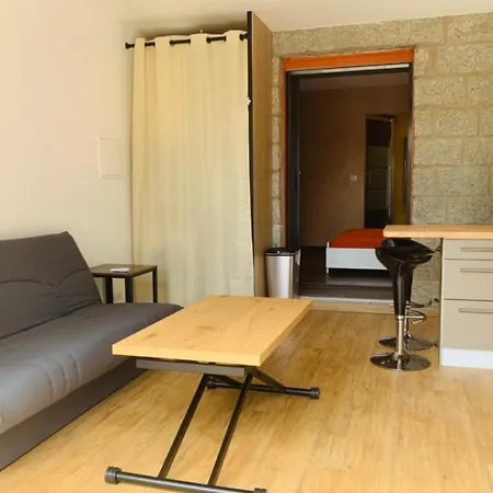 Superb Air-Conditioned Appt With Sea View! *